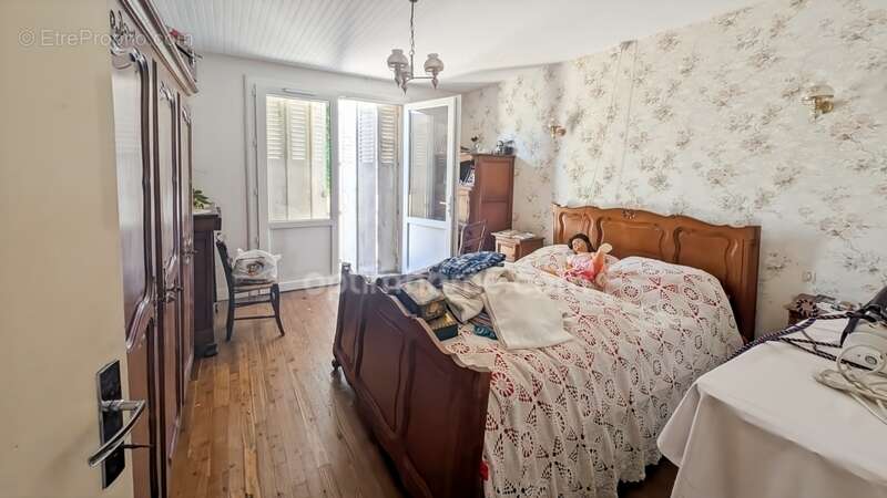 Maison à SAVIGNAC-LEDRIER