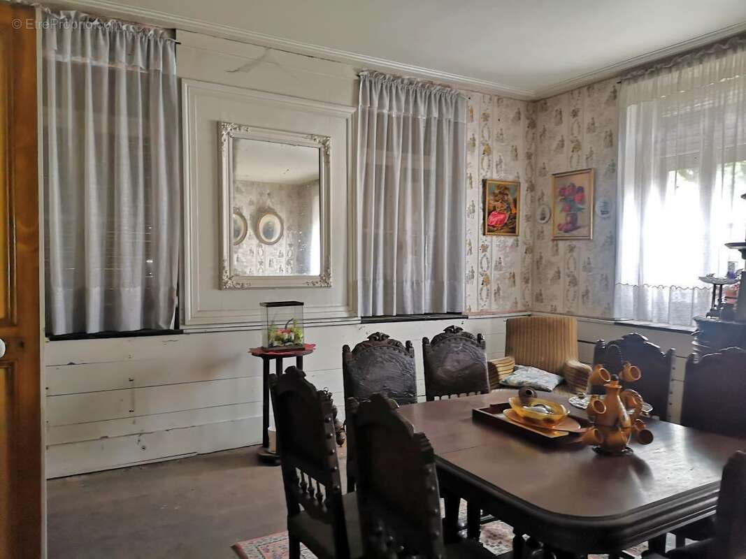 Maison à THUN-SAINT-MARTIN