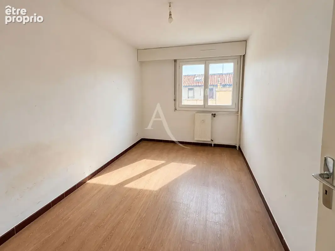 Timone - 13005 - appartement 2 pieces - parking - cave - photo 4