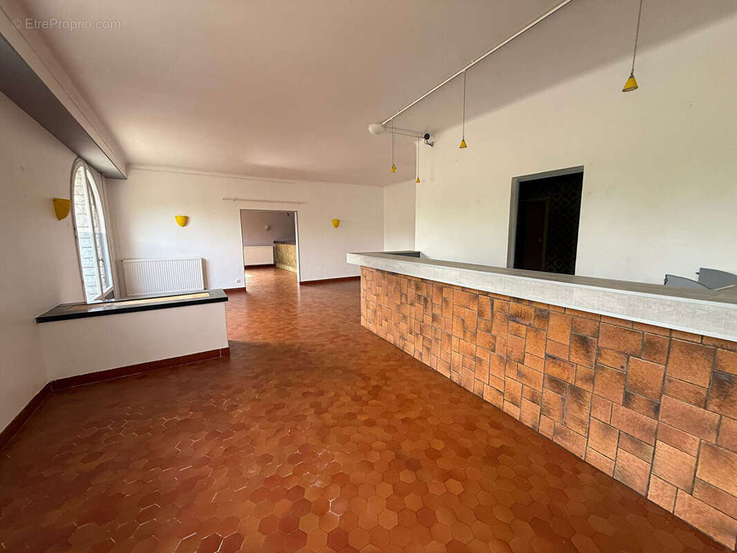 Maison à LAMARQUE-PONTACQ