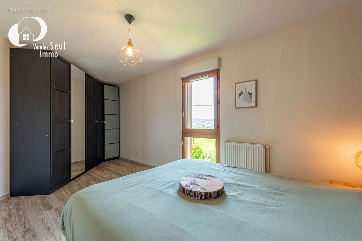 Appartement à GRUFFY
