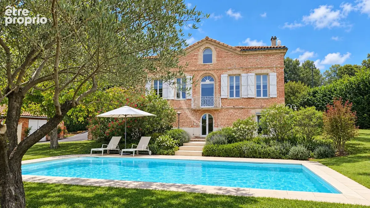 Photo Maison à Montjoire au prix de 598 000€