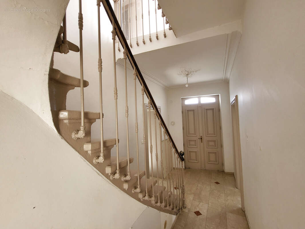 Maison à SAINT-LAURENT-D&#039;AIGOUZE