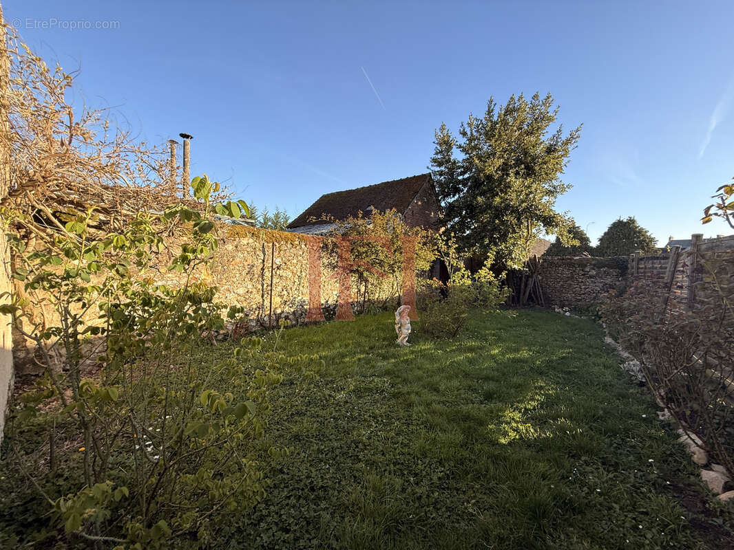 Maison à CLOYES-SUR-LE-LOIR