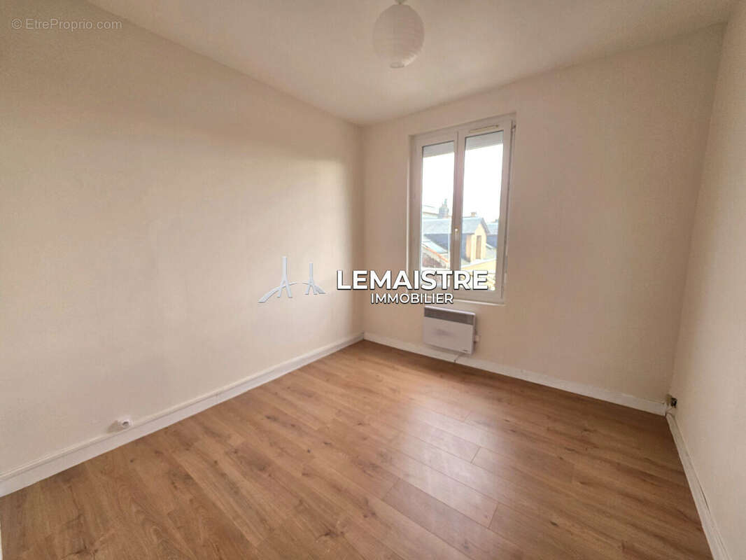 LE HAVRE GRAVILLE - Appartement T2 bis - Bureau - Cave - Chambre de bonne - photo 3