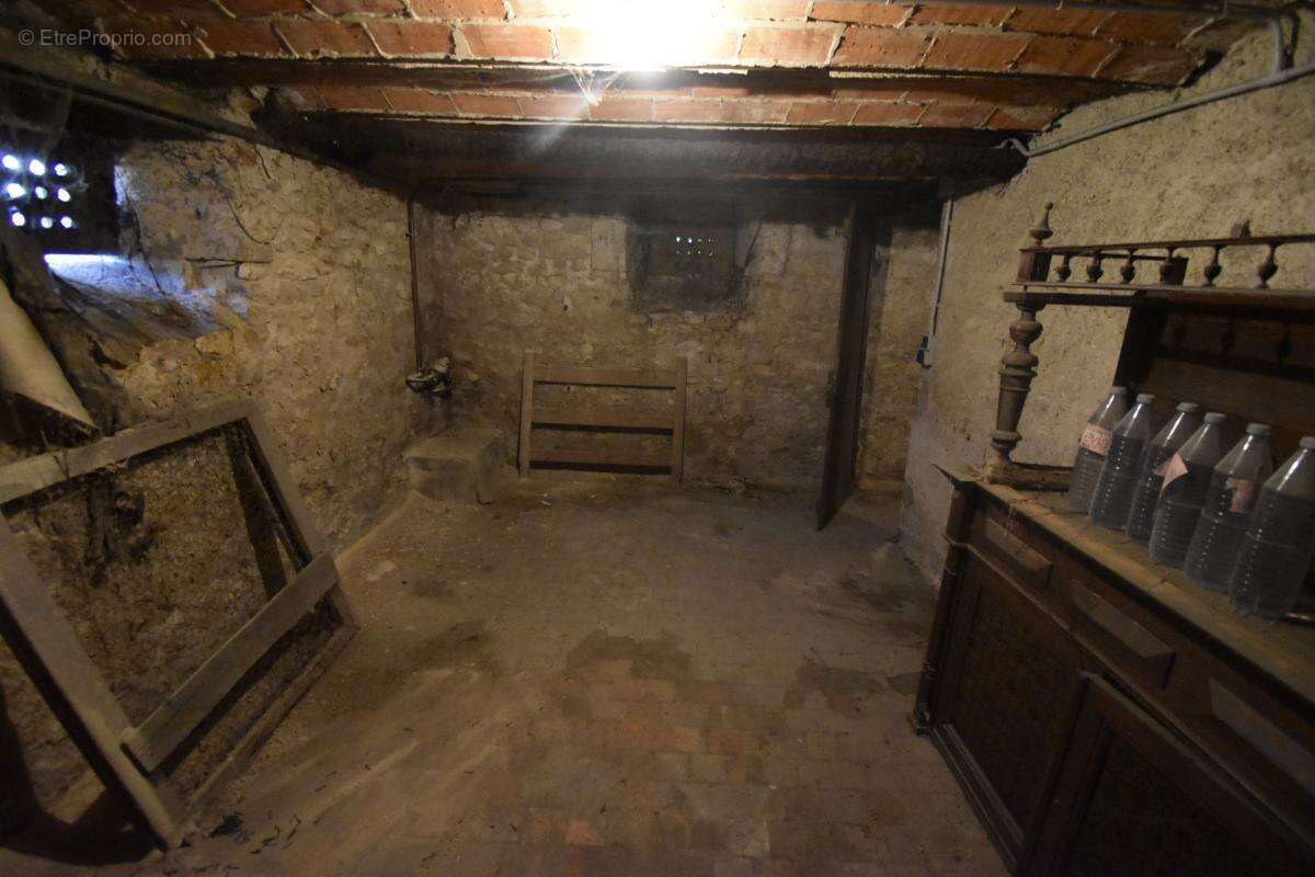 Maison à COSNE-COURS-SUR-LOIRE