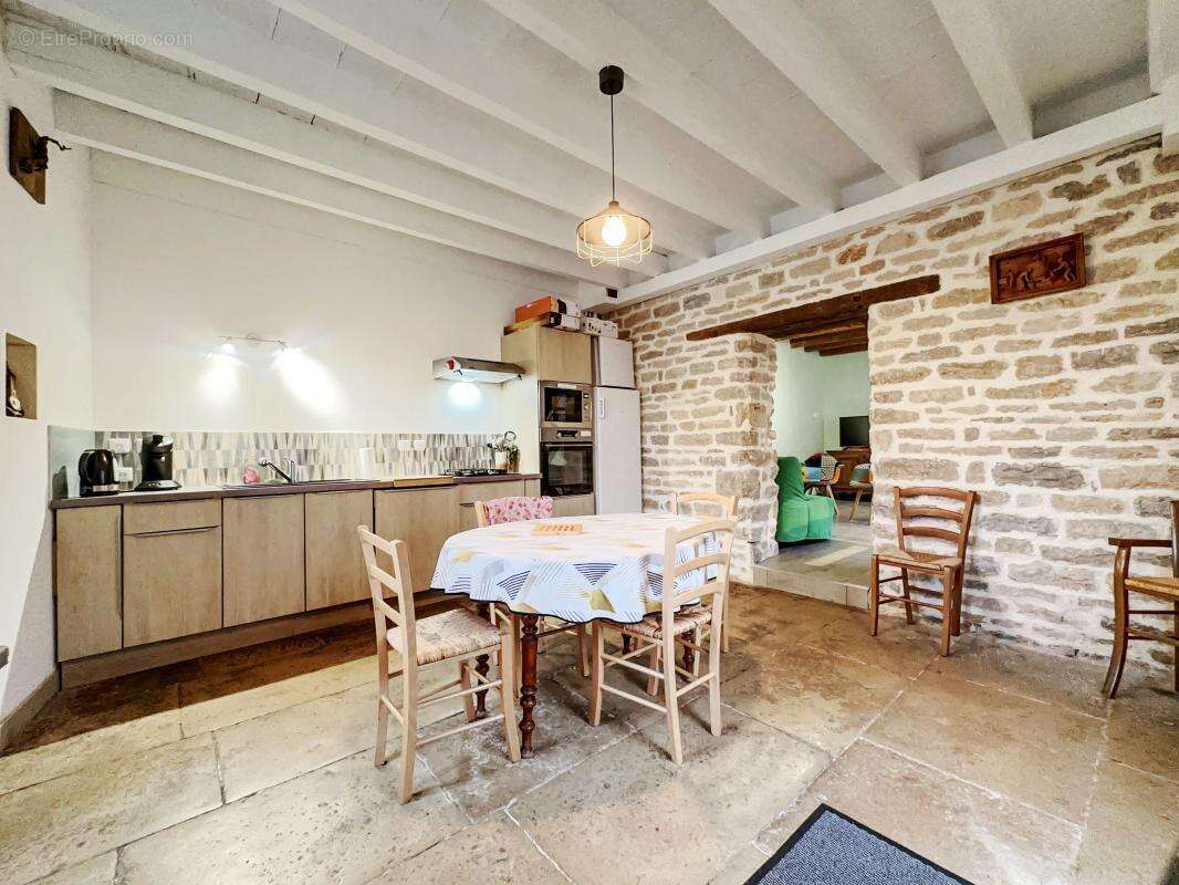 Maison à MARSANNAY-LA-COTE