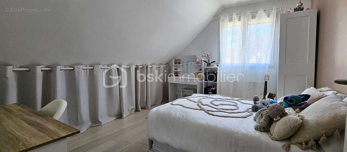 Maison à CROISSY-BEAUBOURG