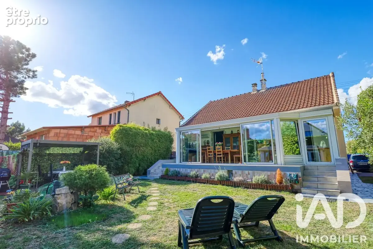 Photo 1 - Maison à TAVERNY
