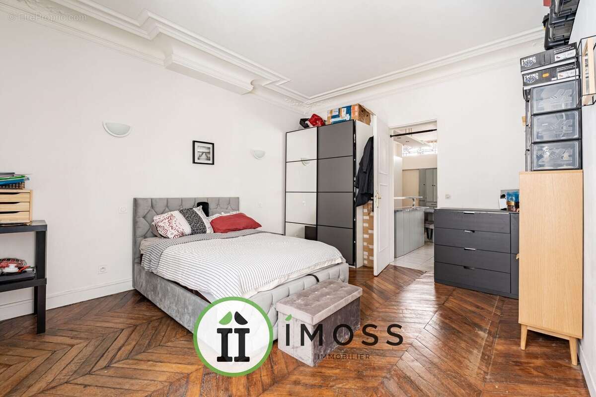 Appartement à PARIS-18E