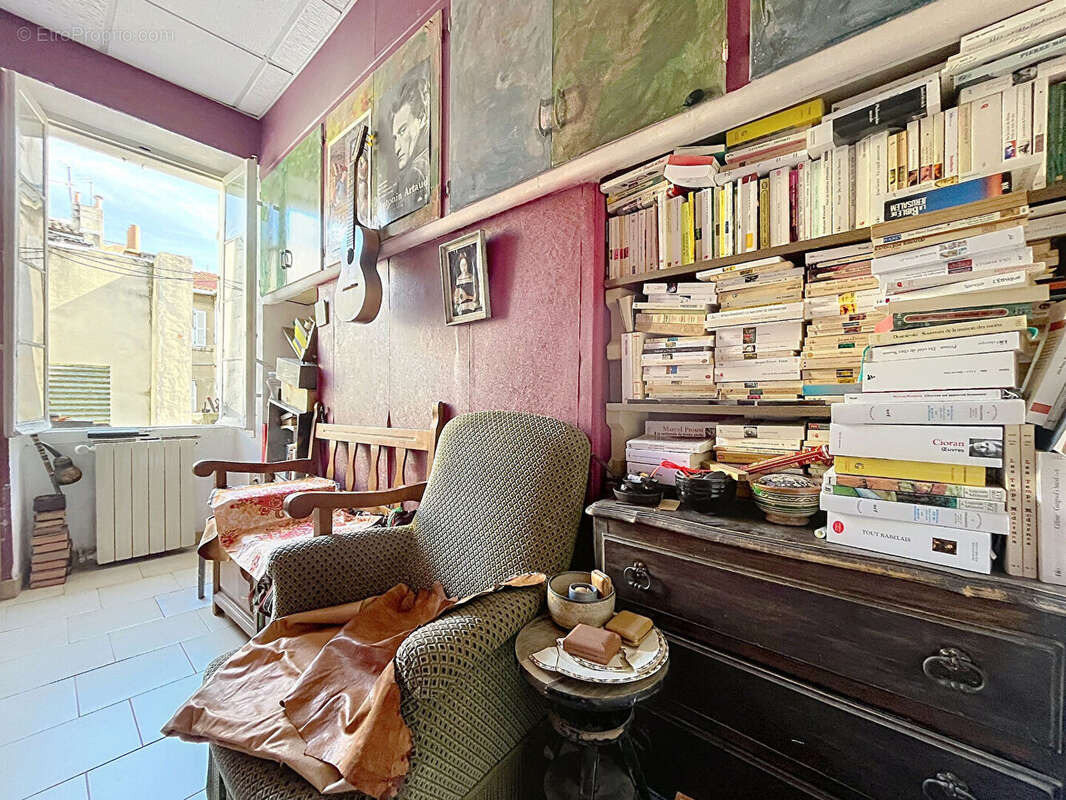Appartement à MARSEILLE-1E