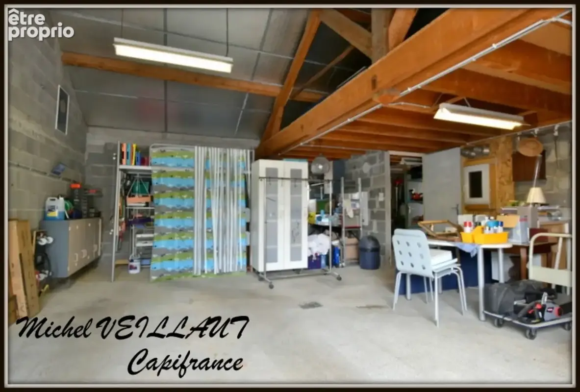 Maison à vendre 8 pièces NEUILLY LE REAL (03), plain-pied, 4 chambres, garage, grange, terrain 2803 m² - photo 18