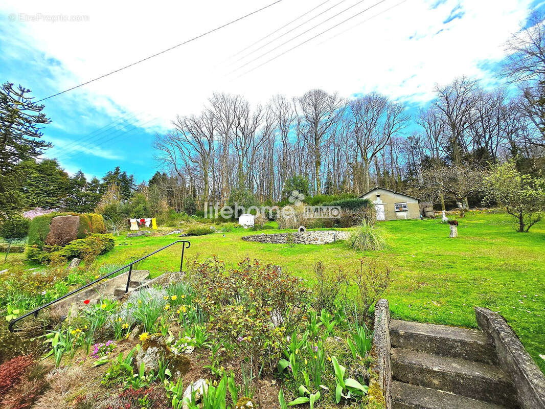 Maison à SAINT-VAURY