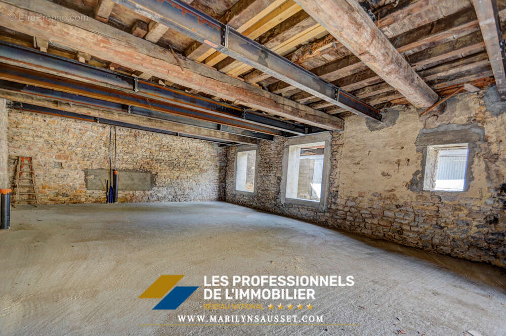 Appartement à ALBIGNY-SUR-SAONE
