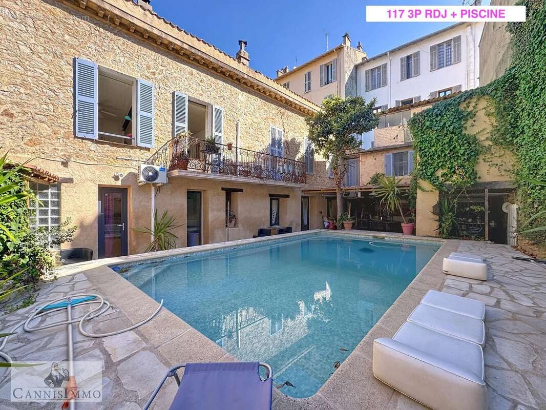 2 immeubles a renover avec piscine cannes - photo 8