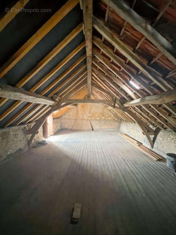 Maison à CHATEAUMEILLANT