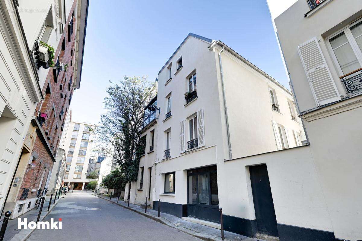 Appartement à PARIS-15E