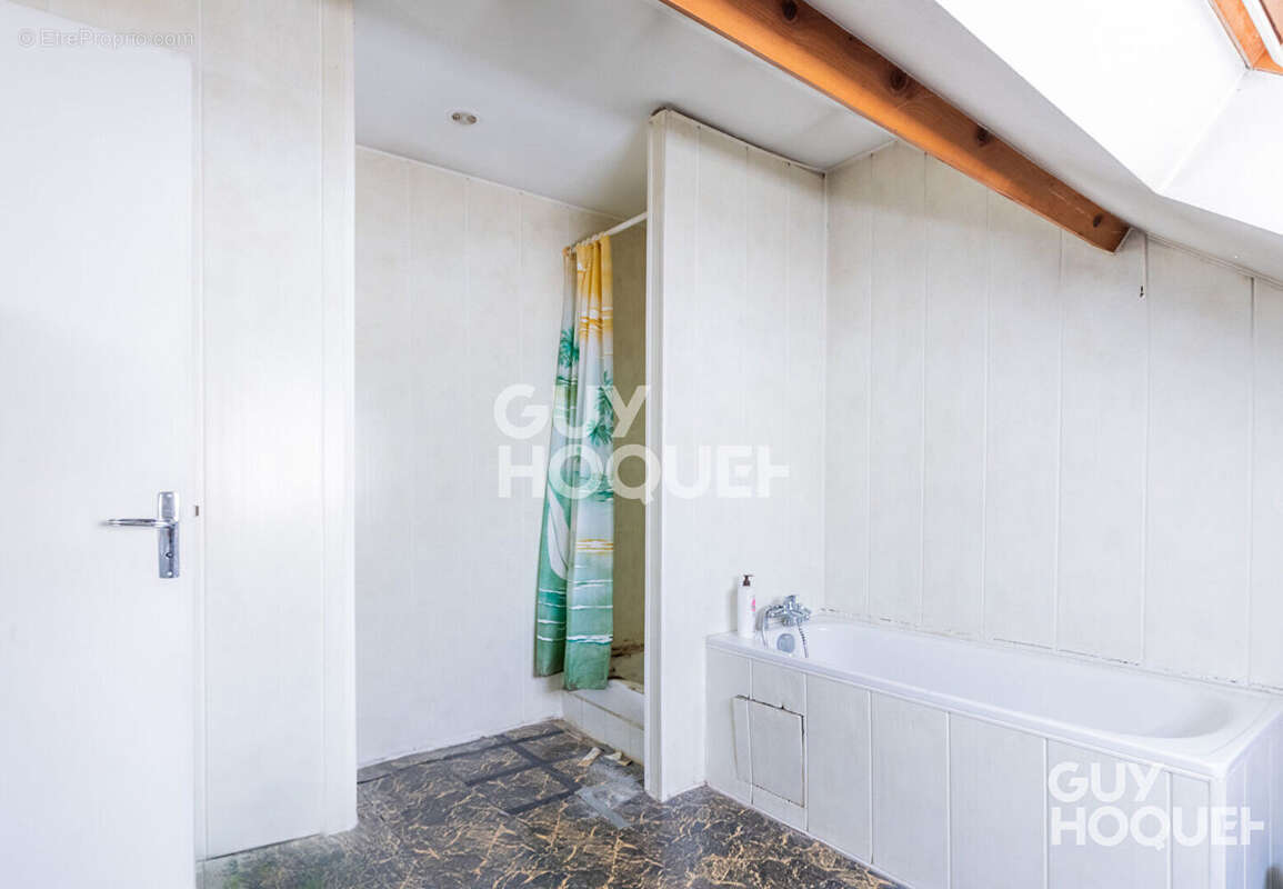 Maison à SAVIGNY-SUR-ORGE