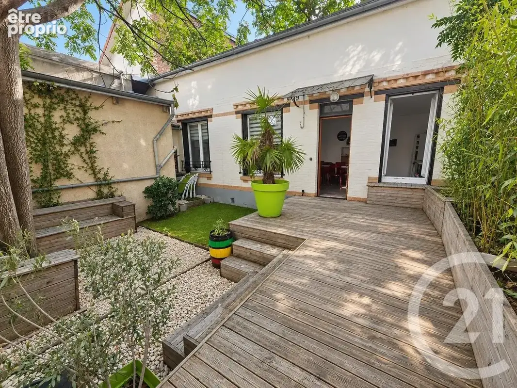 Appartement à SAINT-MAUR-DES-FOSSES