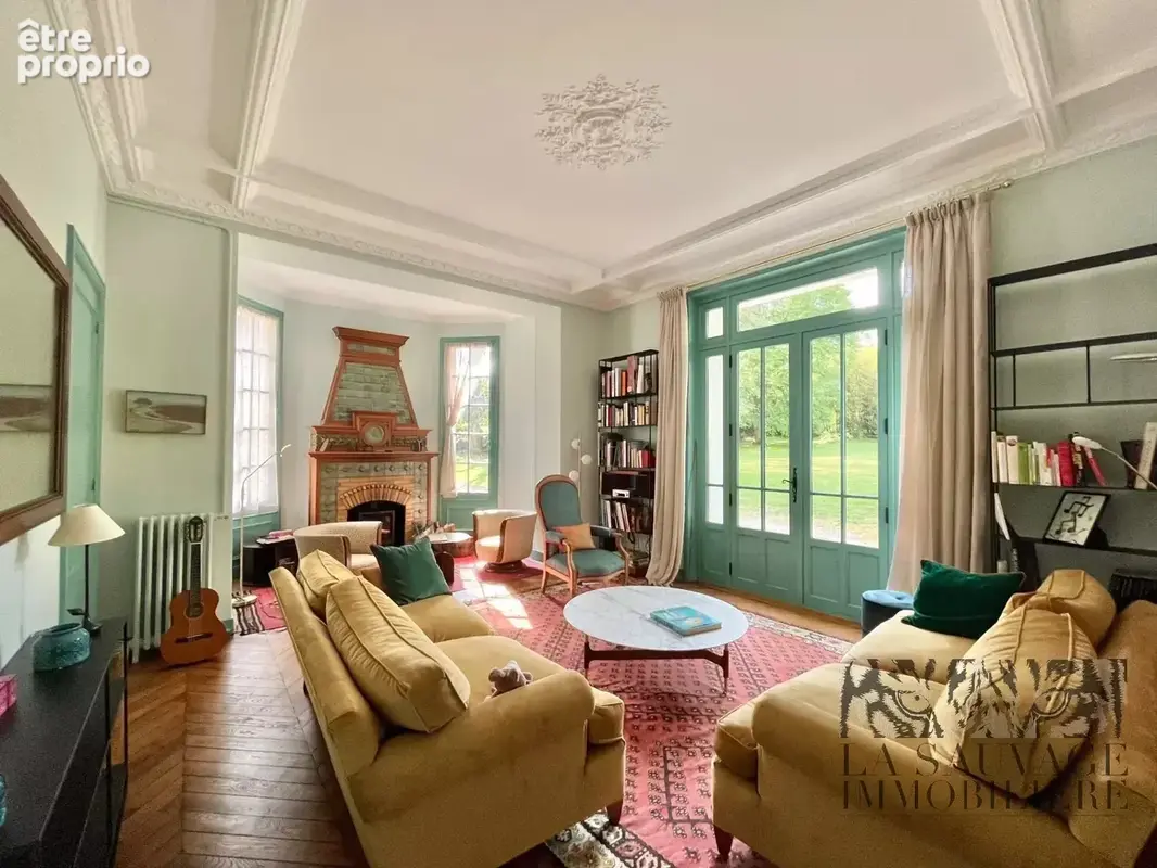 Demeure d’exception avec belvédère et parc de 5 400 m² aux portes de Paris - photo 2