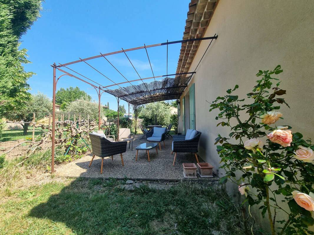 Maison à REGUSSE