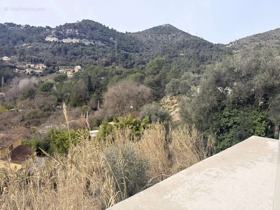 Maison à TOURRETTE-LEVENS