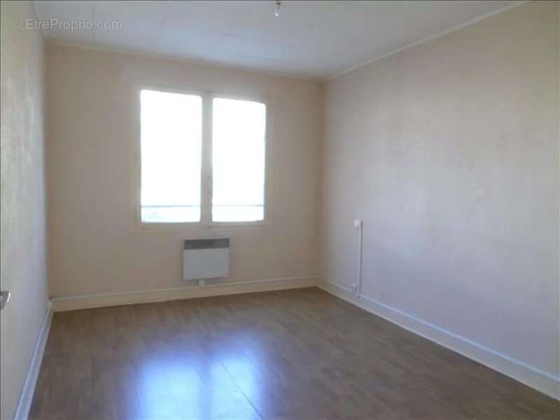 Appartement à SORGUES