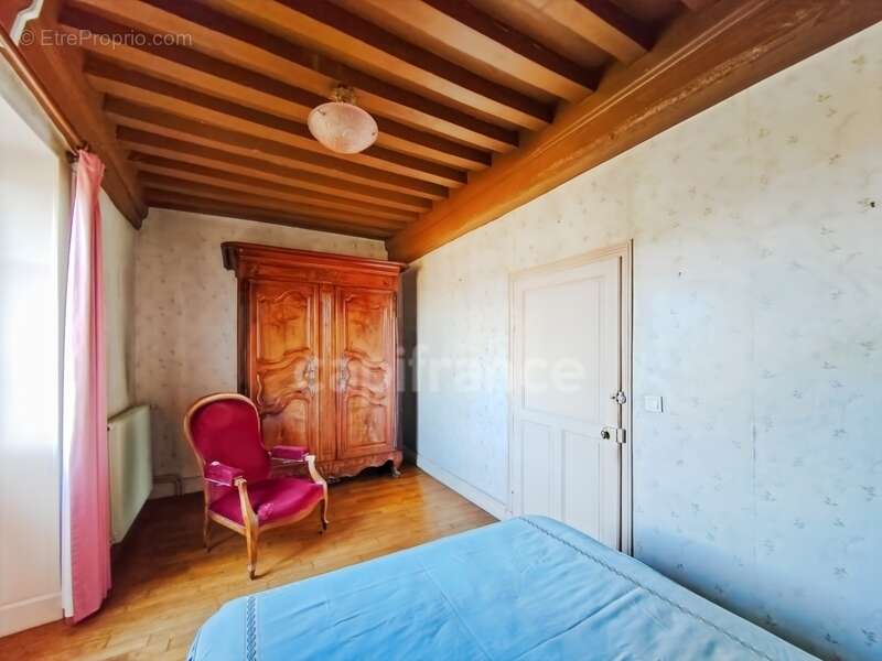 Maison à SAINT-BERAIN-SUR-DHEUNE