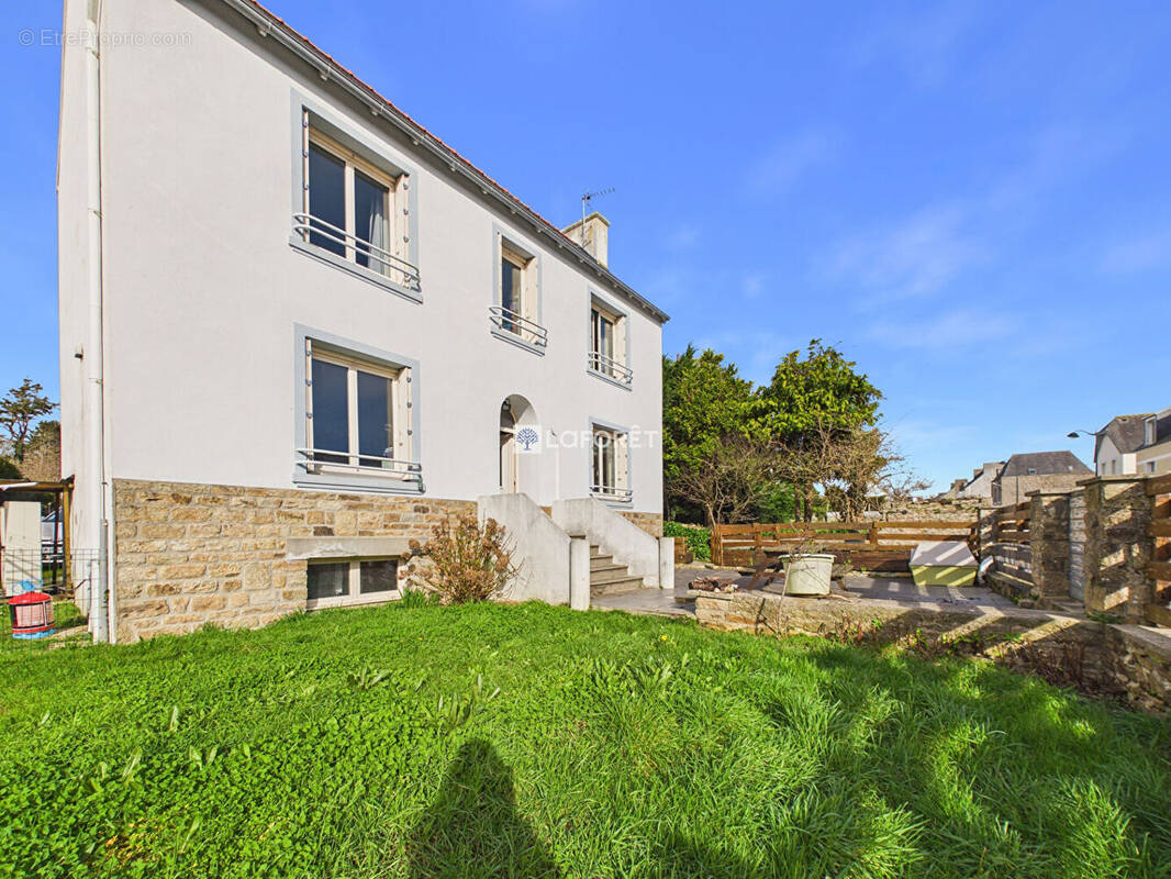 Maison à PONT-CROIX