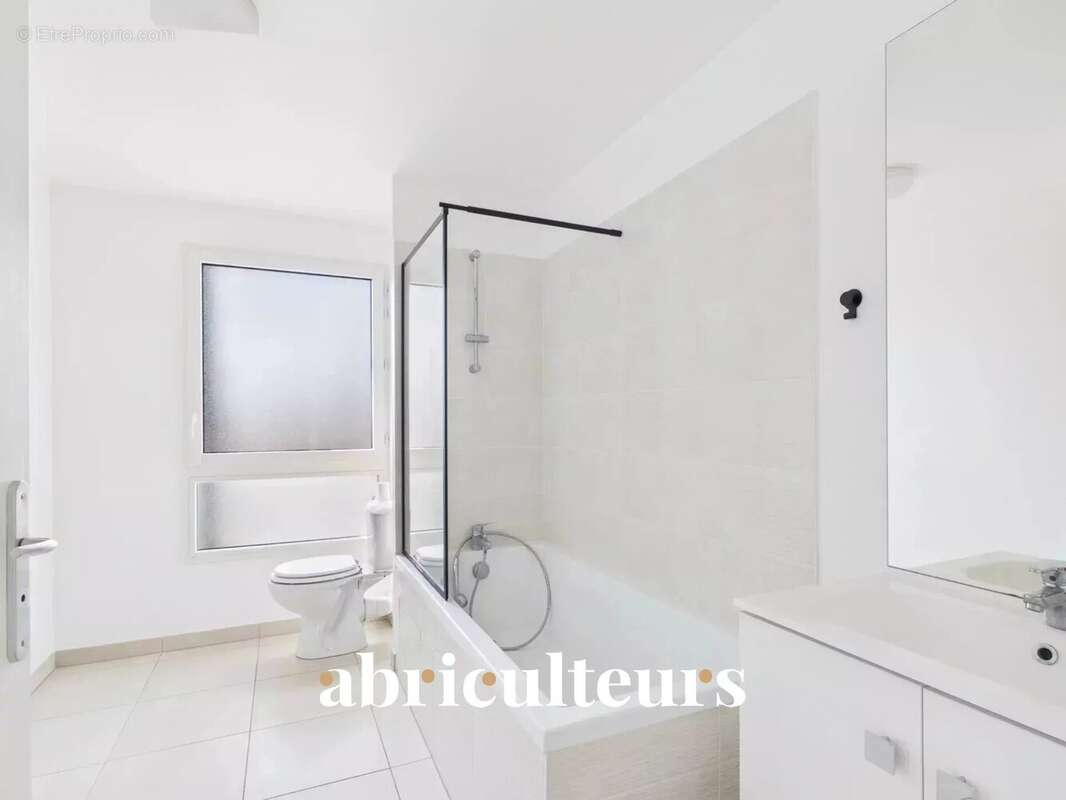 Appartement à COLOMBES