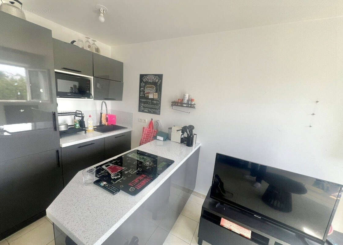 Appartement 32 m² à Trappes  - photo 3