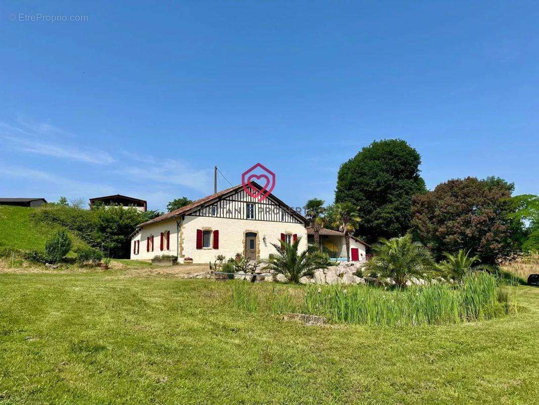 Belle maison 3 chambres avec piscine à Projan - photo 23