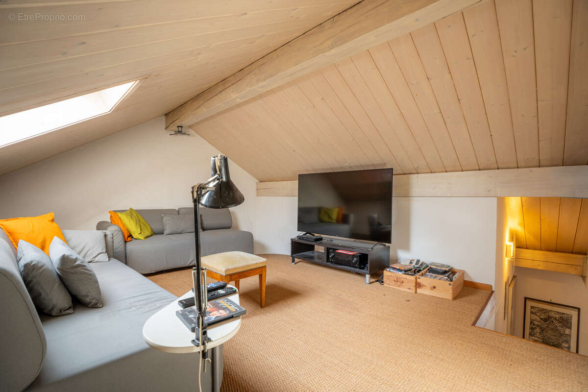 Appartement à FERNEY-VOLTAIRE