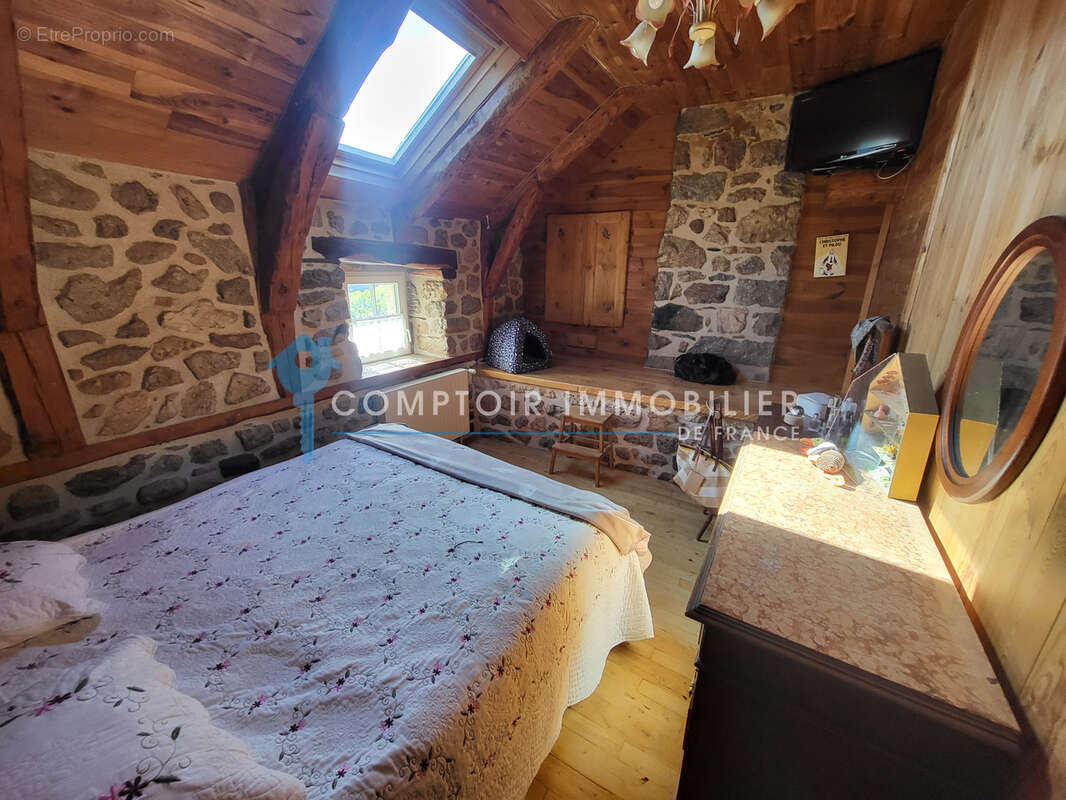 Ardèche (07) A vendre La Rochette - Maison de Charme 169m2 habitables - Avec deux Logis ! - photo 14