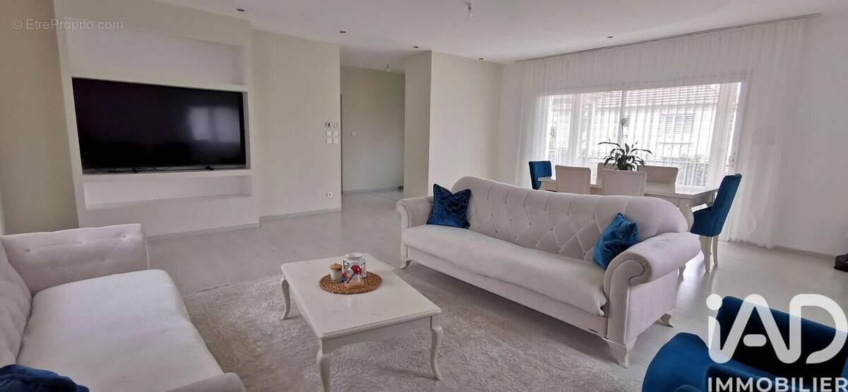 Photo 1 - Maison à TERRASSON-LAVILLEDIEU