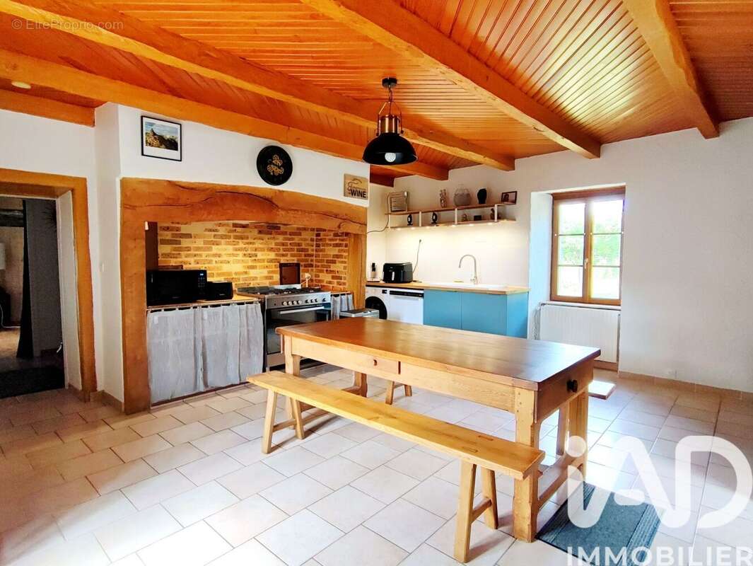Maison 87 m² à Sansac-Veinazes  - photo 7