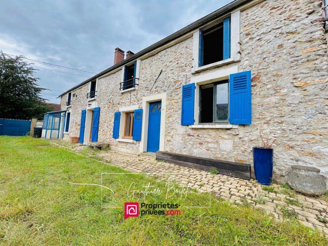 Maison à COULOMMIERS
