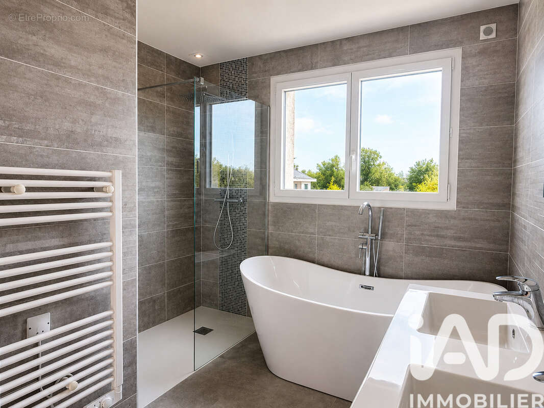 Maison 141 m² à Amilly  - photo 8