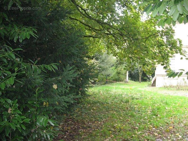 Terrain à SAINT-OUEN-L'AUMONE