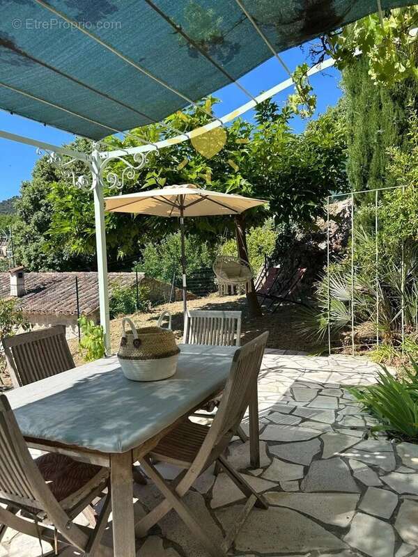 BARGEMON : Belle villa à pied du village avec piscine - photo 18