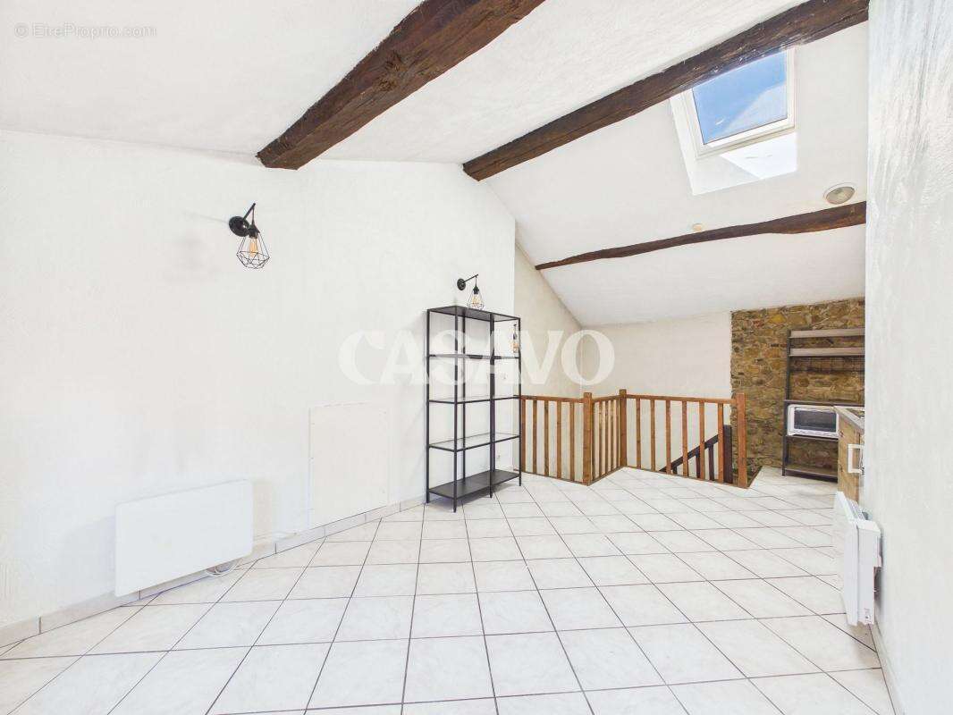 Appartement à LA VERPILLIERE