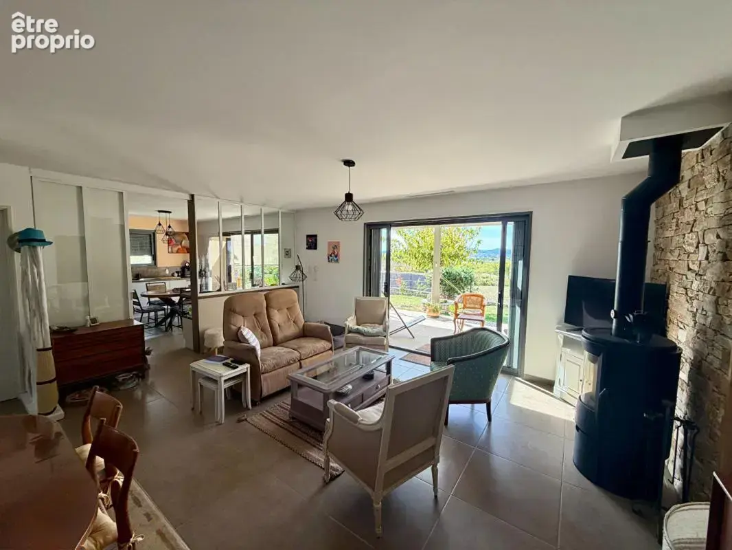Barjac, villa contemporaine de plain-pied avec vue sur les Cévennes - photo 10