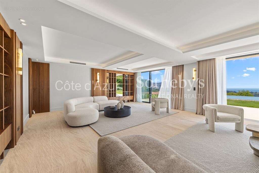 Villa contemporaine avec vue mer panoramique à Nice Mont Boron, face à Villefranche-sur-Mer - photo 10