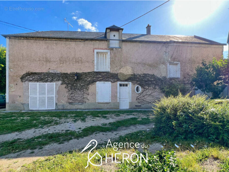 Maison à BEAUMONT-DU-GATINAIS