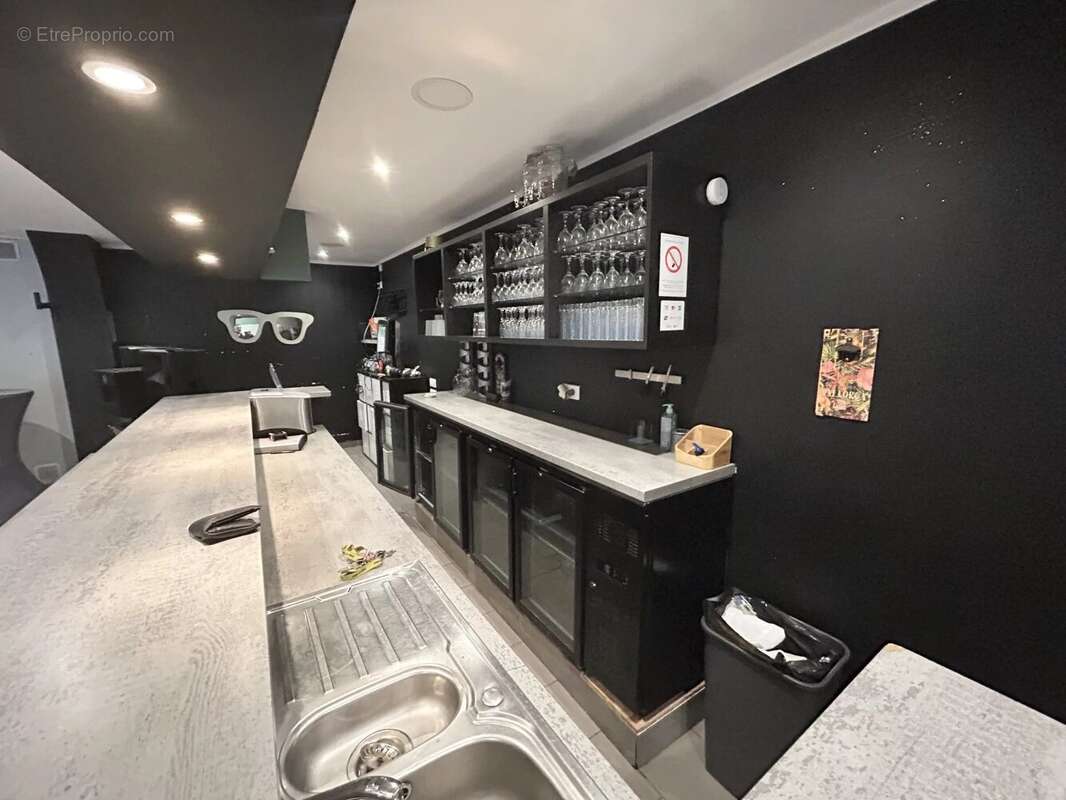 Commerce à WALINCOURT-SELVIGNY