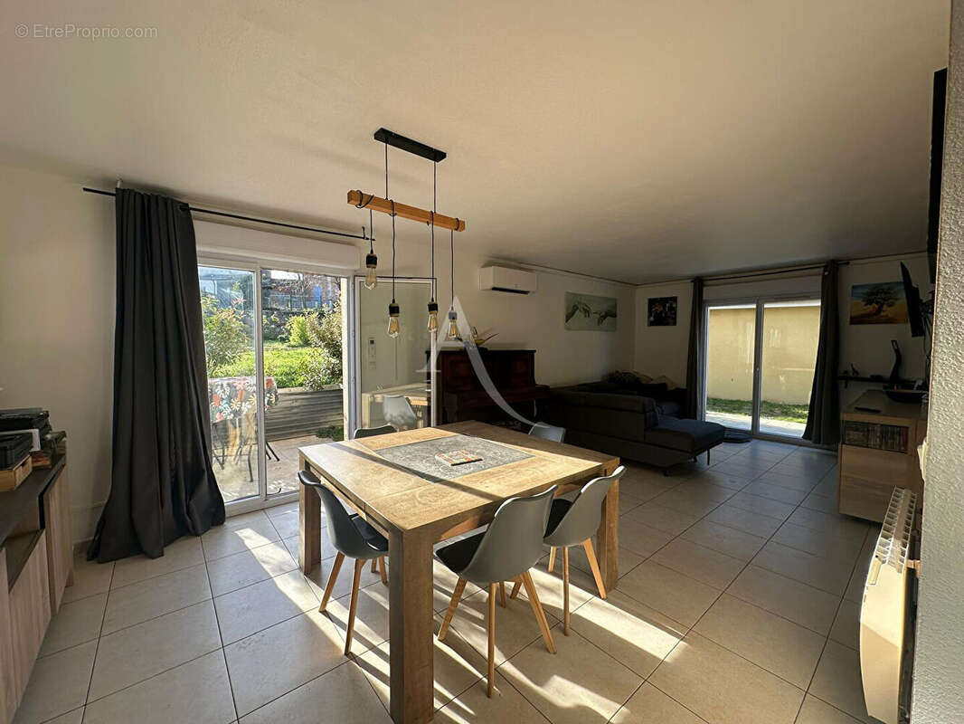 Maison à MONTASTRUC-LA-CONSEILLERE