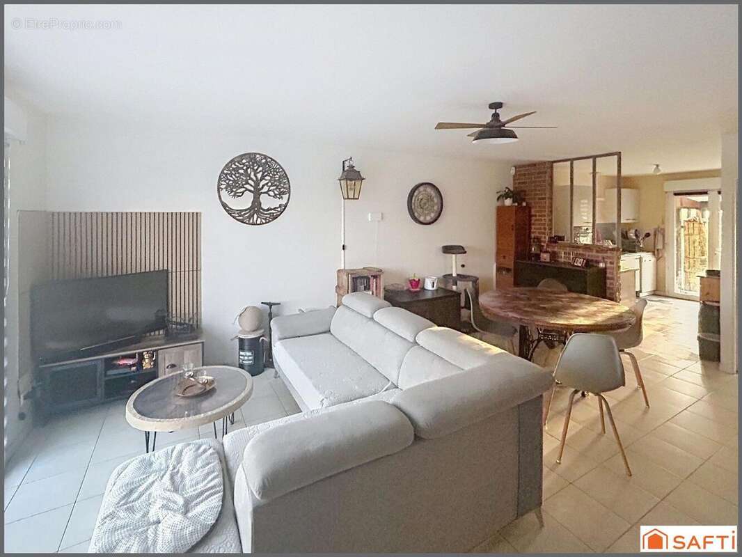 Photo 2 - Maison à MAULEVRIER