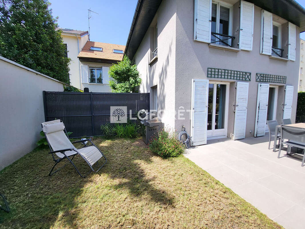 Appartement à RUEIL-MALMAISON