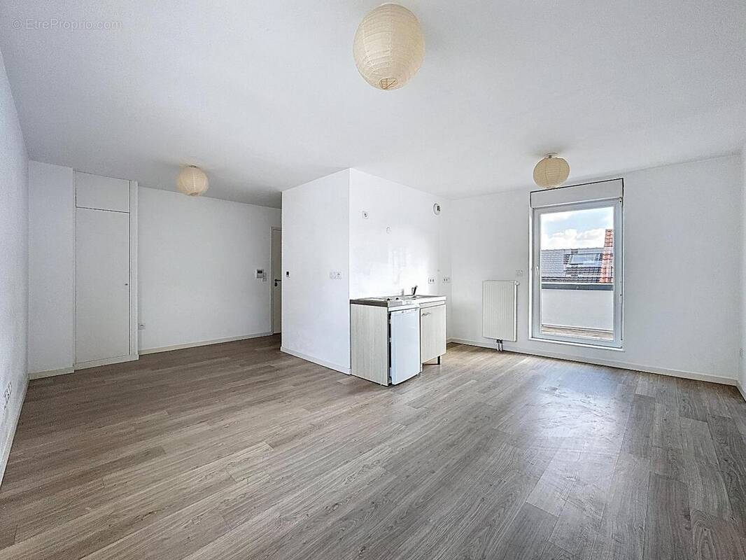   - Appartement à LILLE