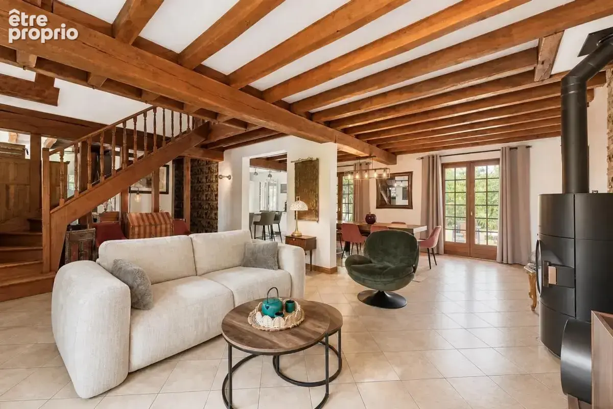 Maison de 7 pièces de 121 m² à Fontenay-Trésigny - photo 7